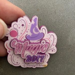 Official Walt Disney world pins